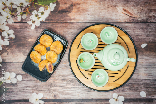 Chinese Tea and Chinese Desserts
