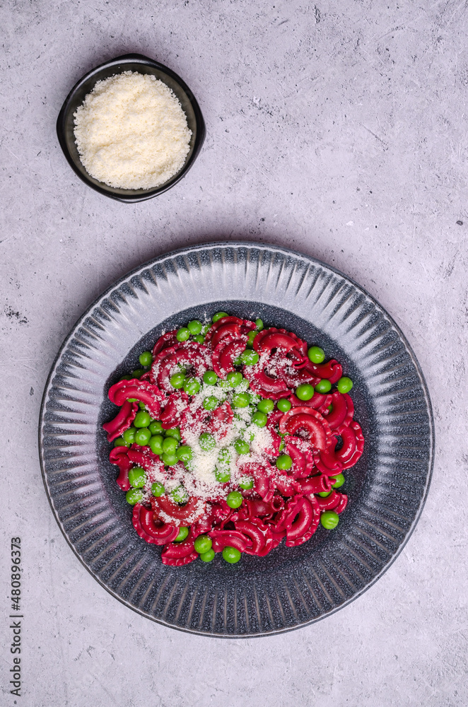 Beetroot pasta with green peas Beetroot pasta with green peas