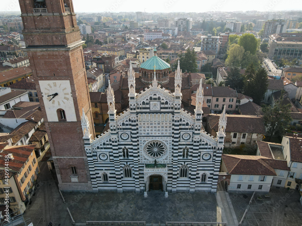 Fototapeta premium Aerial view of facade of the ancient Duomo in Monza (Monza Cathedral). Drone photography of the main square with church in Monza in north Italy, Brianza, Lombardia.