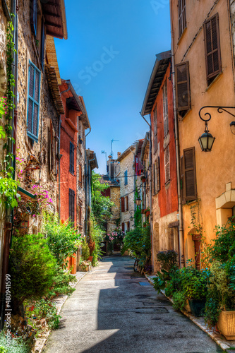 Fototapeta Naklejka Na Ścianę i Meble -  Charming, Narrow Street in Vence, Provence