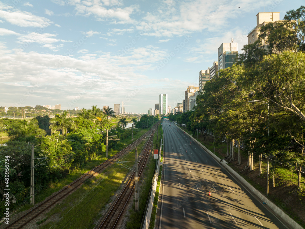 Foto aérea da Marginal Pinheiros sentido Marginal Tiete, em São Paulo