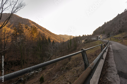 Panorama delle valli del Natisone presso il paese di Polava, Friuli Venezia Giulia