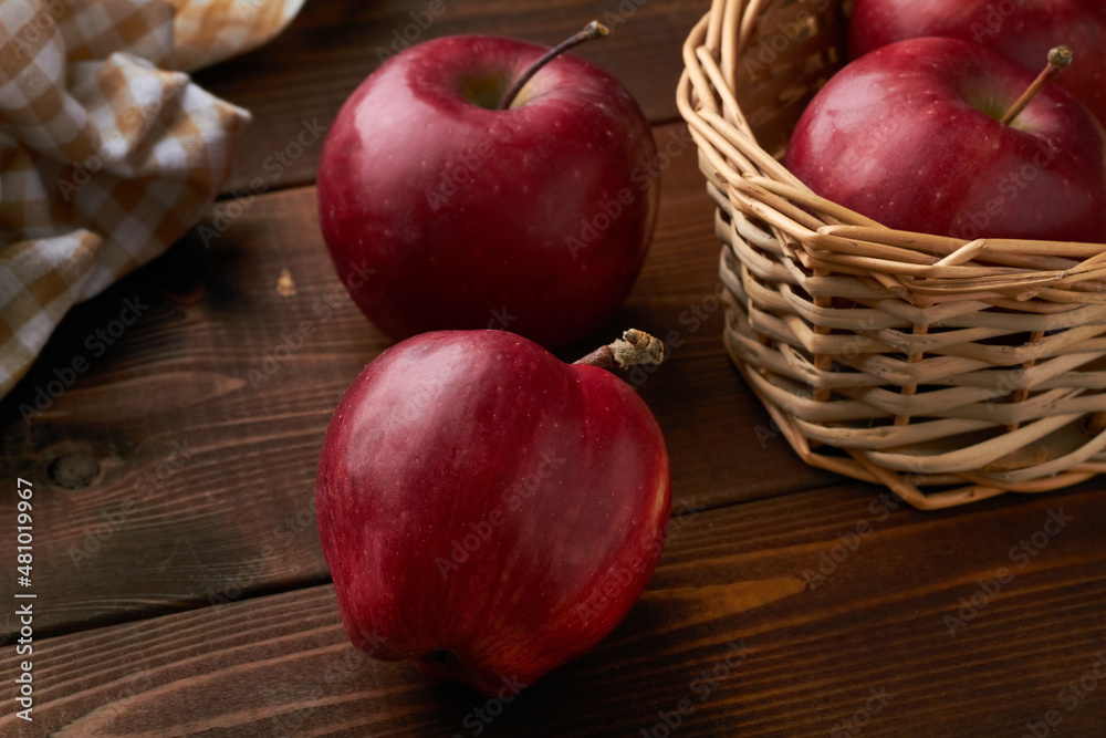red delicious apples basket brown background red delicious apples basket brown background