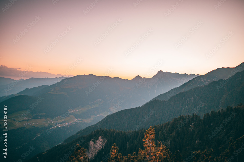Obraz premium The beautiful mountains of Zillertal in Austria at sunrise