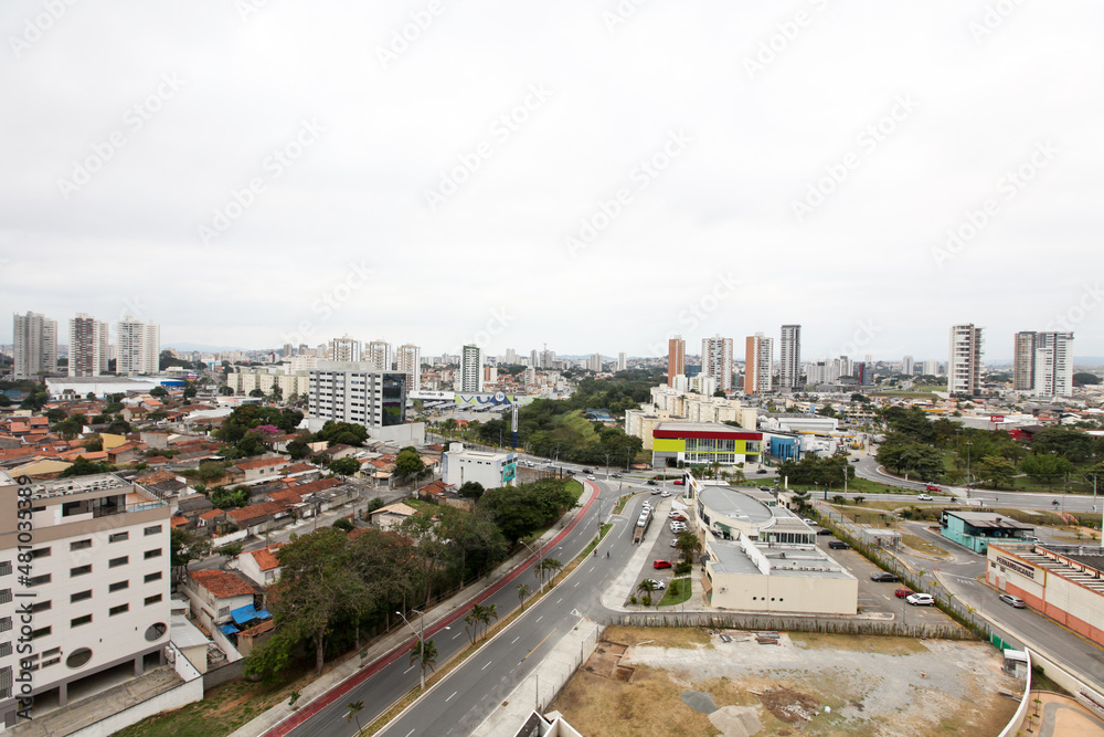 Vista da cidade de Taubaté no interior do Estado de São Paulo no Brasil