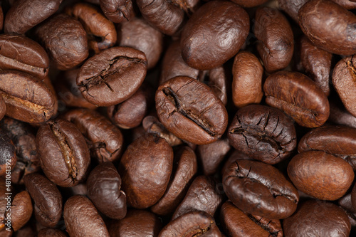 Fototapeta Naklejka Na Ścianę i Meble -  Roasted coffee of coffee beans texture background, Selective focus