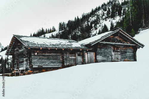house in the snow © Philipp