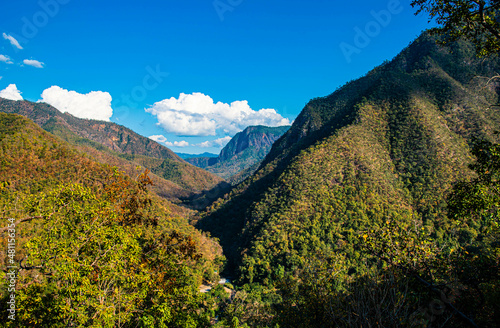 The viewpoint during the journey in the north from Tak Province to Mae Hong Son Province is called Pha Bong Viewpoint.