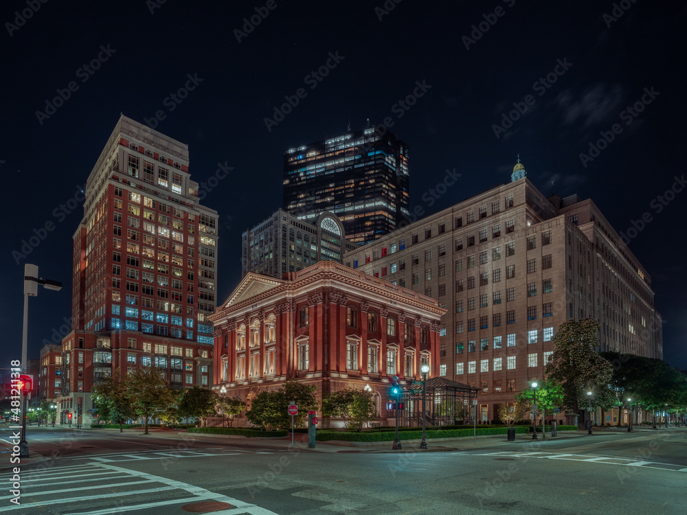 Naklejka premium Exploring Massachusetts