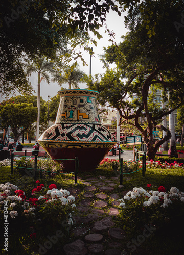 Kennedy Park in Lima, Peru. known for the cats that live there. cats of the kennedy park of lima, artistic park of suarmerica. latin park. plazas. Popular square of Lima. park cats.