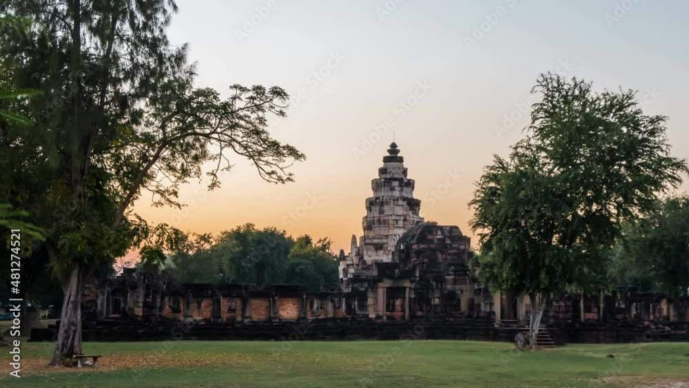 Timelapse of Phanomwan Castle or Prasat Hin Phanomwan was influenced by the ancient Khmer period at twilight time, Nakhon Ratchasima, Thailand. Timelapse of Phanomwan Castle or Prasat Hin Phanomwan was influenced by the ancient Khmer period at twilight time, Nakhon Ratchasima, Thailand.