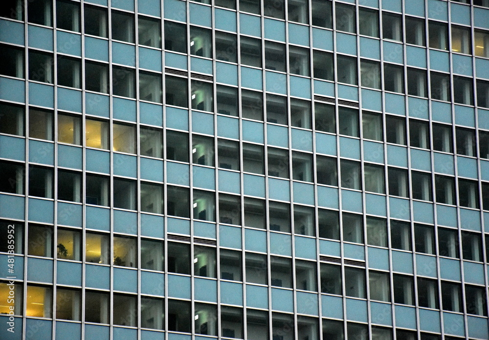 Obraz premium Bürofassade am Abend