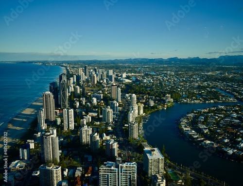 city skyline of Gold Coast © Gelson