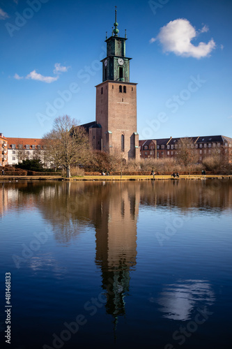 Church and reflection in the city