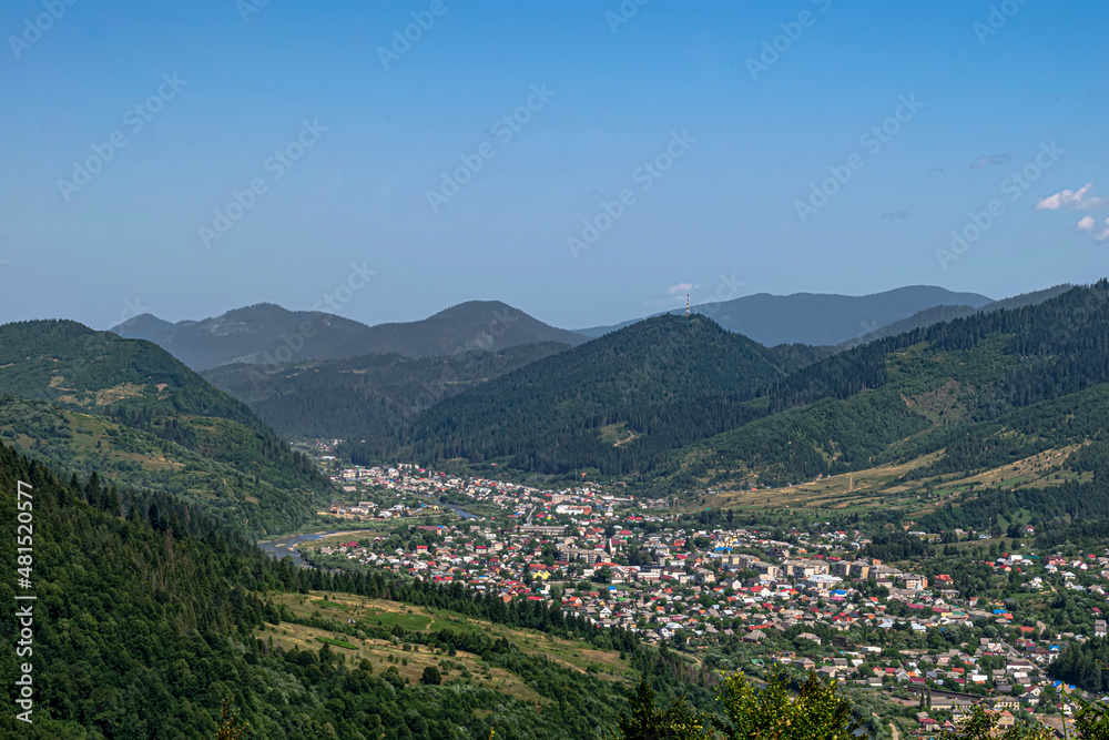 Naklejka premium view of the mountains