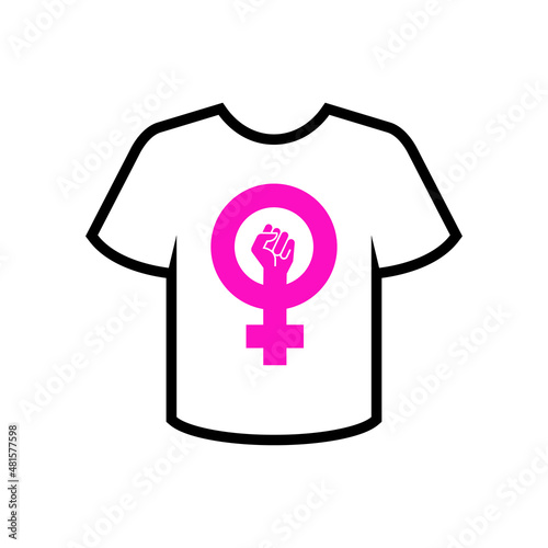Día de la mujer. Logotipo símbolo feminista con puño estampado en camiseta con líneas en color rosa y negro