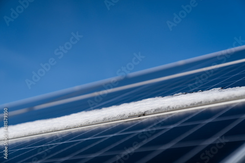 snow on photovoltaic panels - snow removal - power outage
