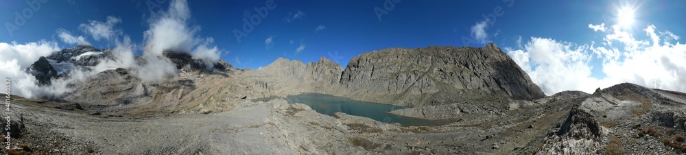 Lac glacé du Marboré