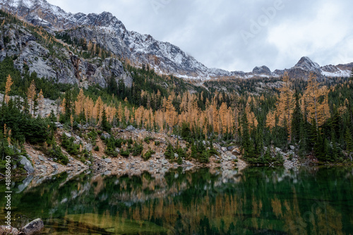 North Cascades alpine lake during the fall in Washington State