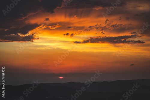 Wschód słońca_2. © Dawid Męczyński