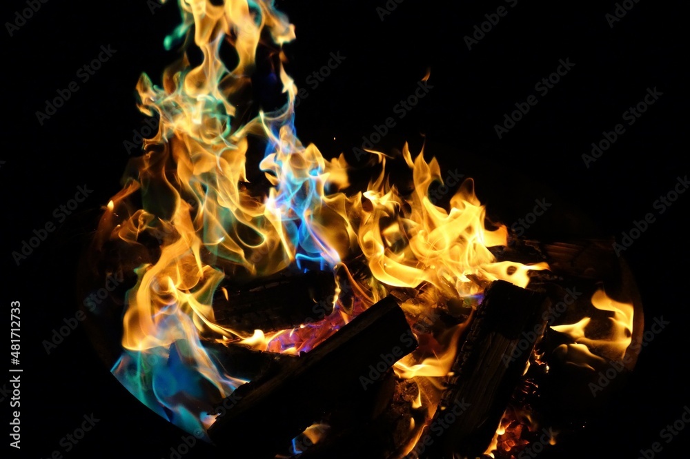 buntes Feuer Stock-Foto | Adobe Stock
