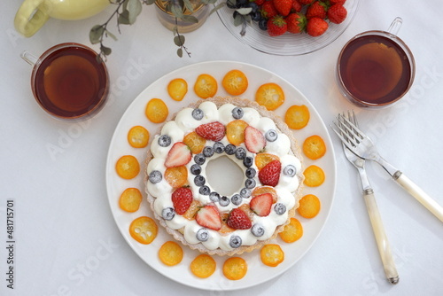 イチゴとブルーベリーと金柑のリースタルト