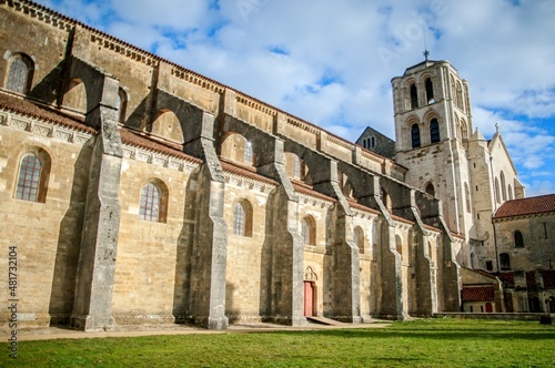 Vézelay Abbey photo