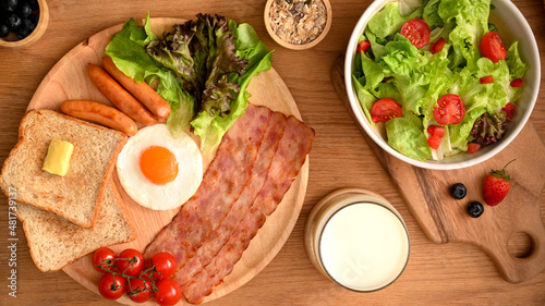 A tasty homemade breakfast served with salad bowl