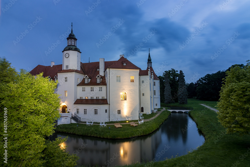 Drehna Castle with reflection in the moat