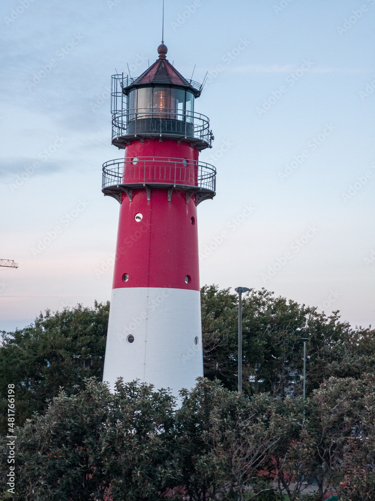 Busum Lighthouse in red and white