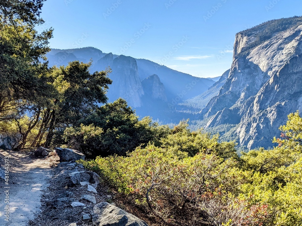 Yosemite reverse tunnel view