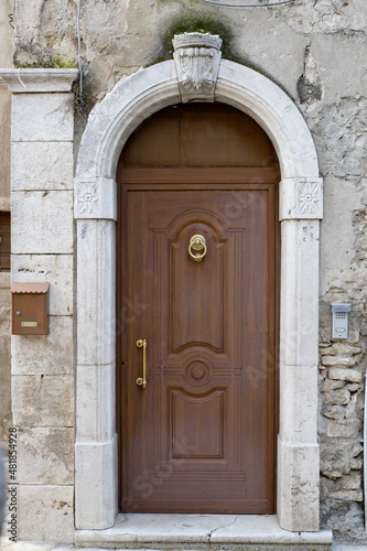 decorated doors © Vincenzo Rampolla
