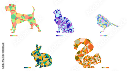 Cinque animali decorati con forme geometriche e colorati con cinque diverse palette. Cane, gatto, pettirosso, coniglio e scoiattolo. photo