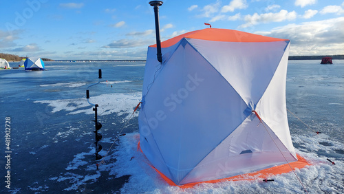 ice fishing winter tent © Сергей Семенов