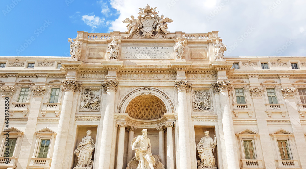 Fototapeta premium Art statue in Rome trevi fountain and (Fontana di Trevi) in Rome, Italy, Trevi is most famous fountain of Rome. Architecture and landmark of Rome. Postcard of Rome.