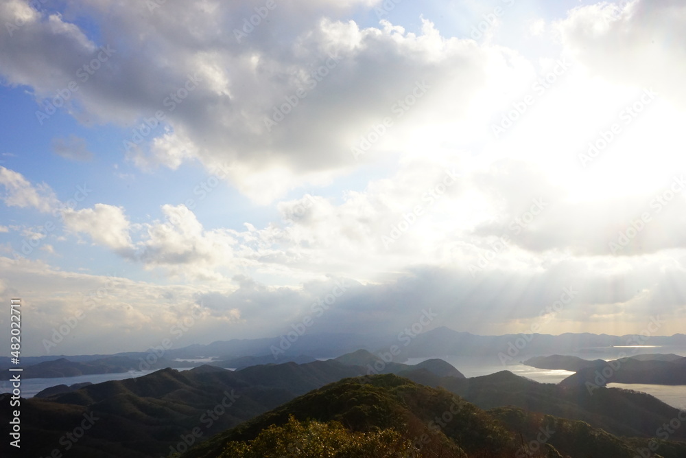 Fototapeta premium 日本 長崎県 対馬 烏帽子岳展望台