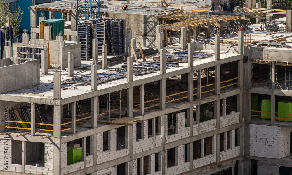 The construction of a new building from the autoclaved aerated concrete. The construction of a new building from the autoclaved aerated concrete.