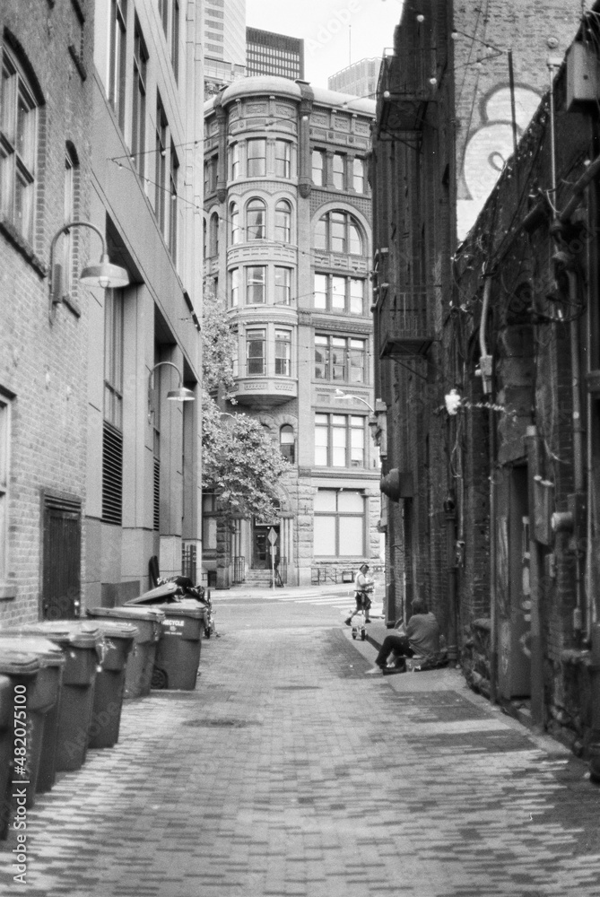 Alley with historic buildings in Seattle, WA