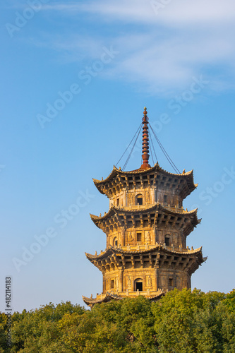 The East Tower of Kaiyuan Temple in Quanzhou.
