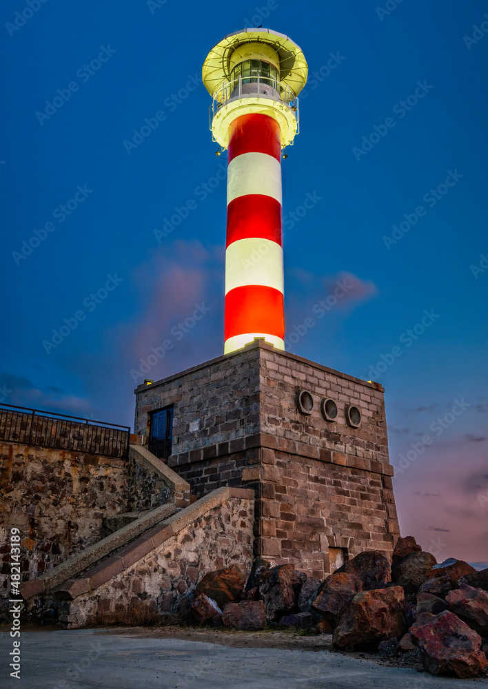 Fototapeta premium lighthouse on the coast