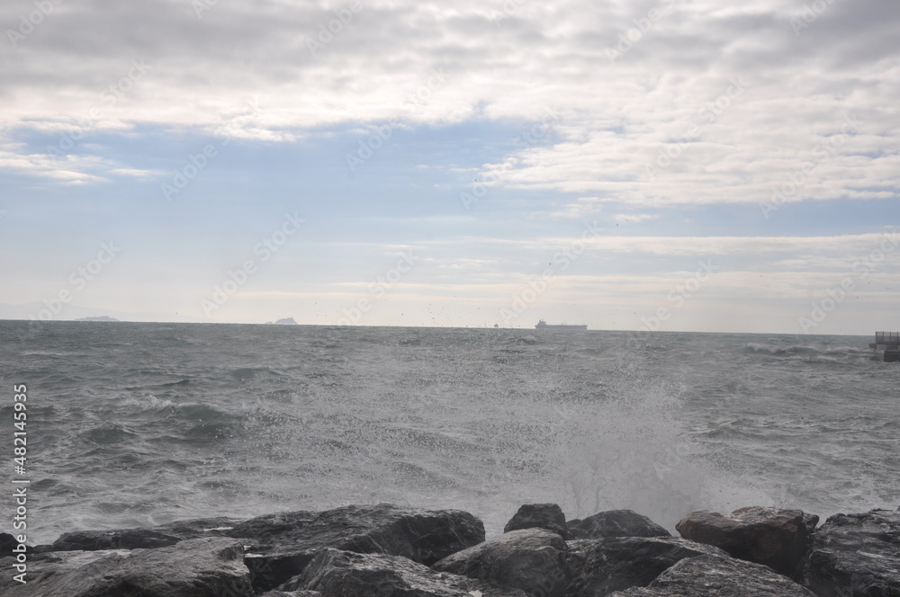 Obraz premium lighthouse on the beach