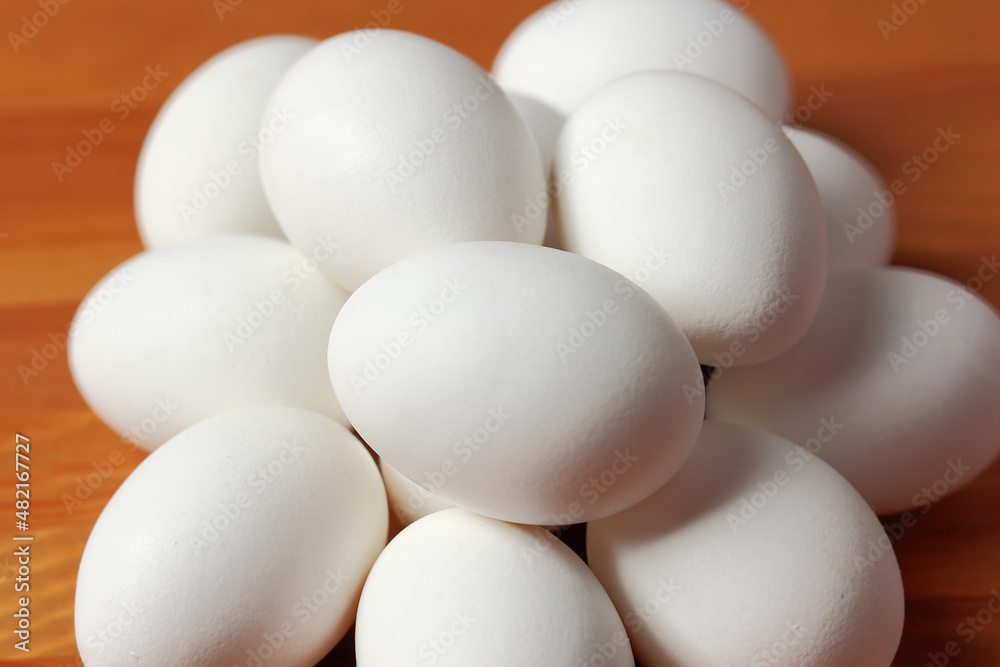 Chicken eggs as a healthy sports food.