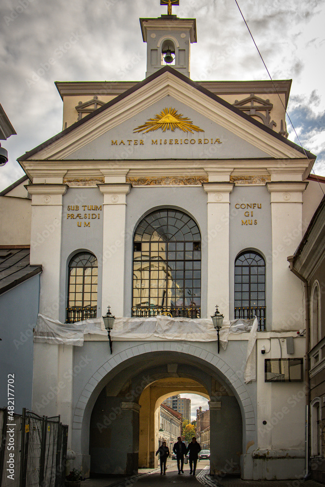 gate of dawn, vilnius, lithuania, baltic countries, baltics, europe, autumn