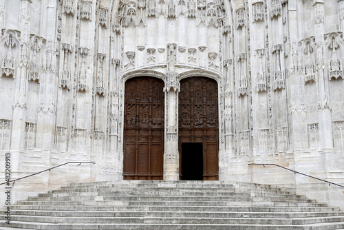 Faith and religion. Catholic church.