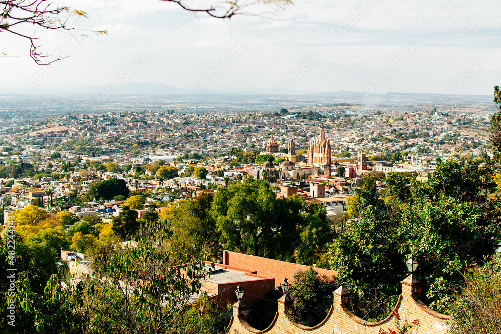 Obraz premium A panoramic view of San Miguel de Allende City, mexico
