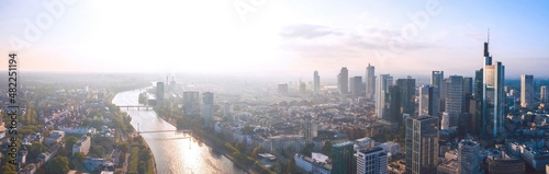 Fotografia Wide panoramic aerial cityscape of Frankfurt am Main, Germany