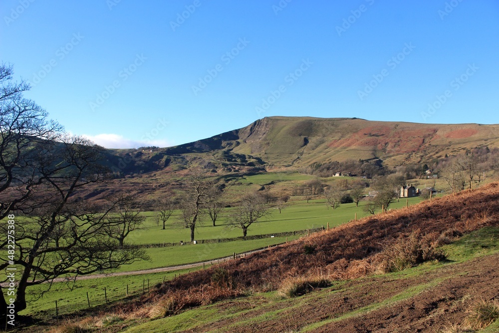 Naklejka premium Mam Tor, Peak District, Derbyshire, from the east.