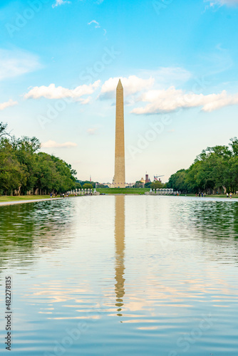 The Washington Monument is an obelisk on the National Mall in Washington, D.C., built to commemorate George Washington, once commander-in-chief of the Continental Army and the first president. © Itza