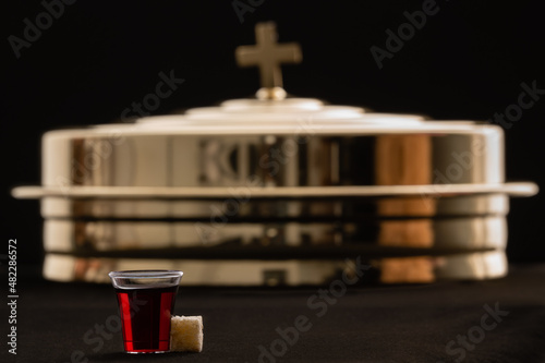 Holy Communion 