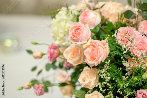 White wedding flowers and wedding decorations.